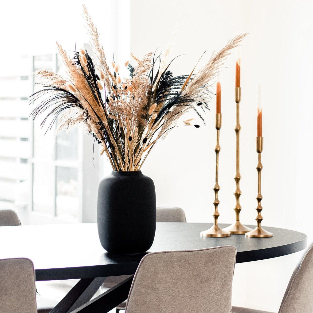 lemons conceptstore - woonwinkel roden - woonaccessoires - ornament vaas mael artic black mat zwart - vase the world 