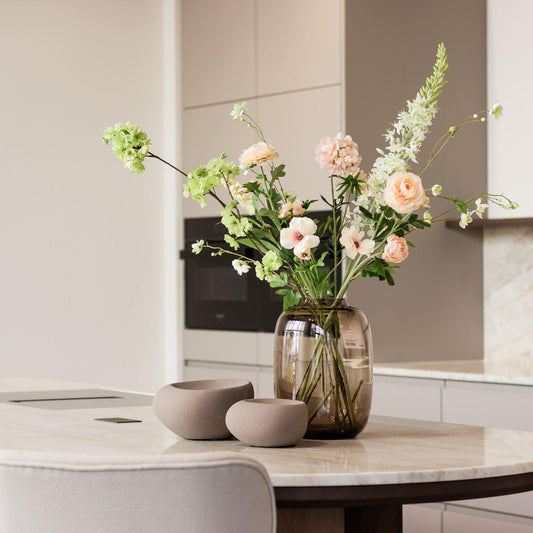 lemons conceptstore - woonwinkel roden - woonaccessoires - vaas mael artic kara - taupe - beige - bruin - lichtbruin - vase the world 