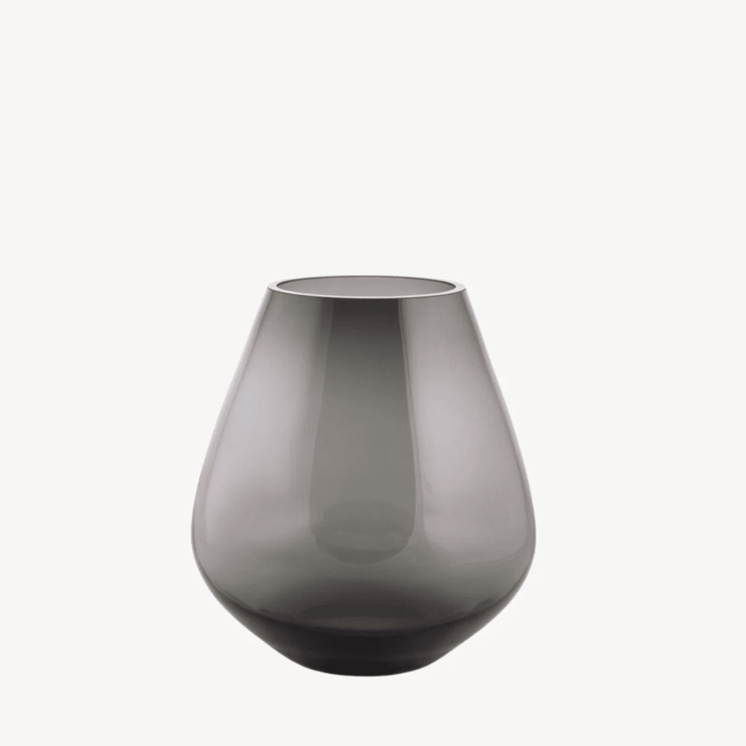 lemons conceptstore - woonwinkel roden - woonaccessoires - vaas tasman grijs grey smokey - vase the world 